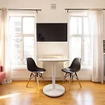 Lovely 1 Bedroom Flat - Shepherds Bush